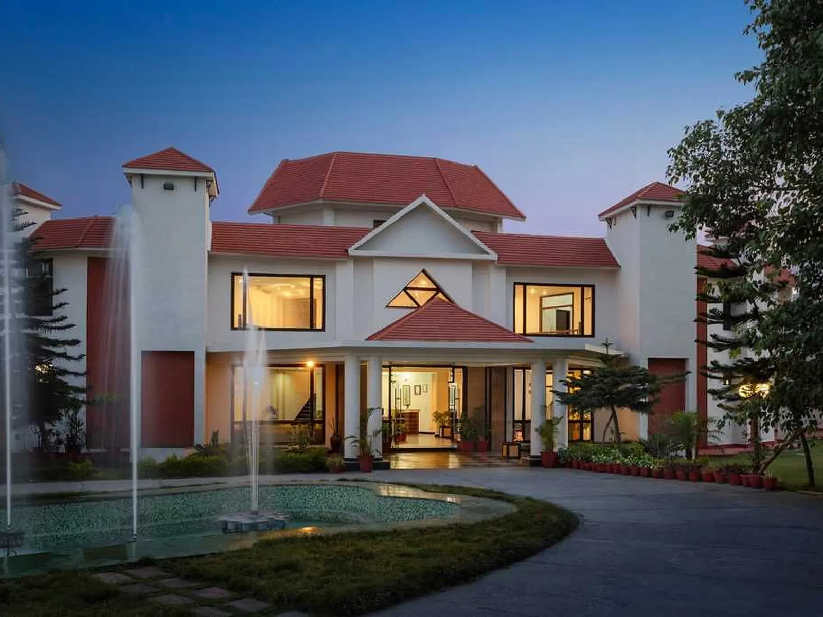 Naturoville Wellness Resort