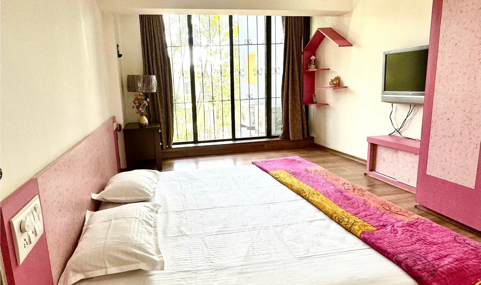 Independent Rooms