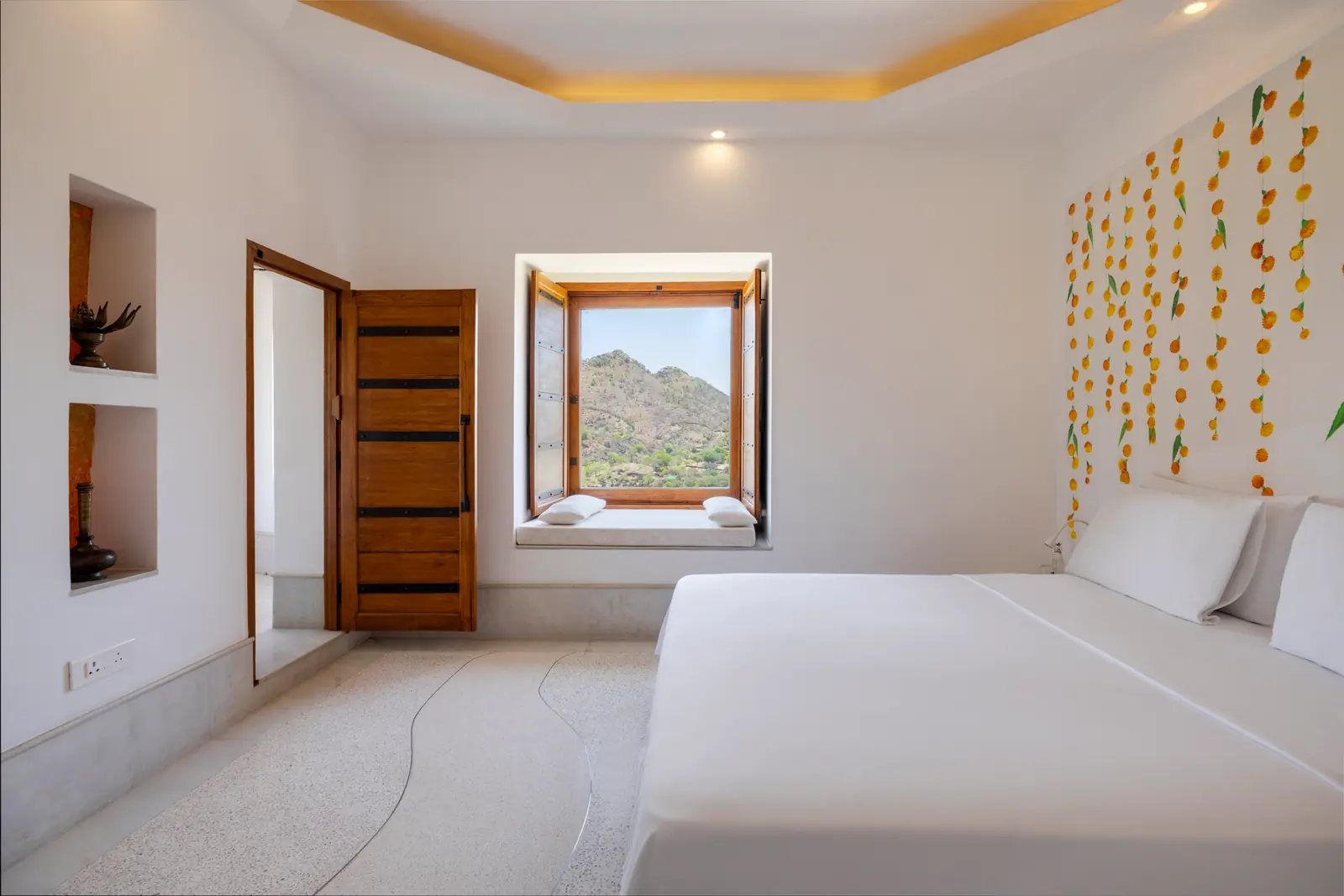Aravali Suite (single occupancy)