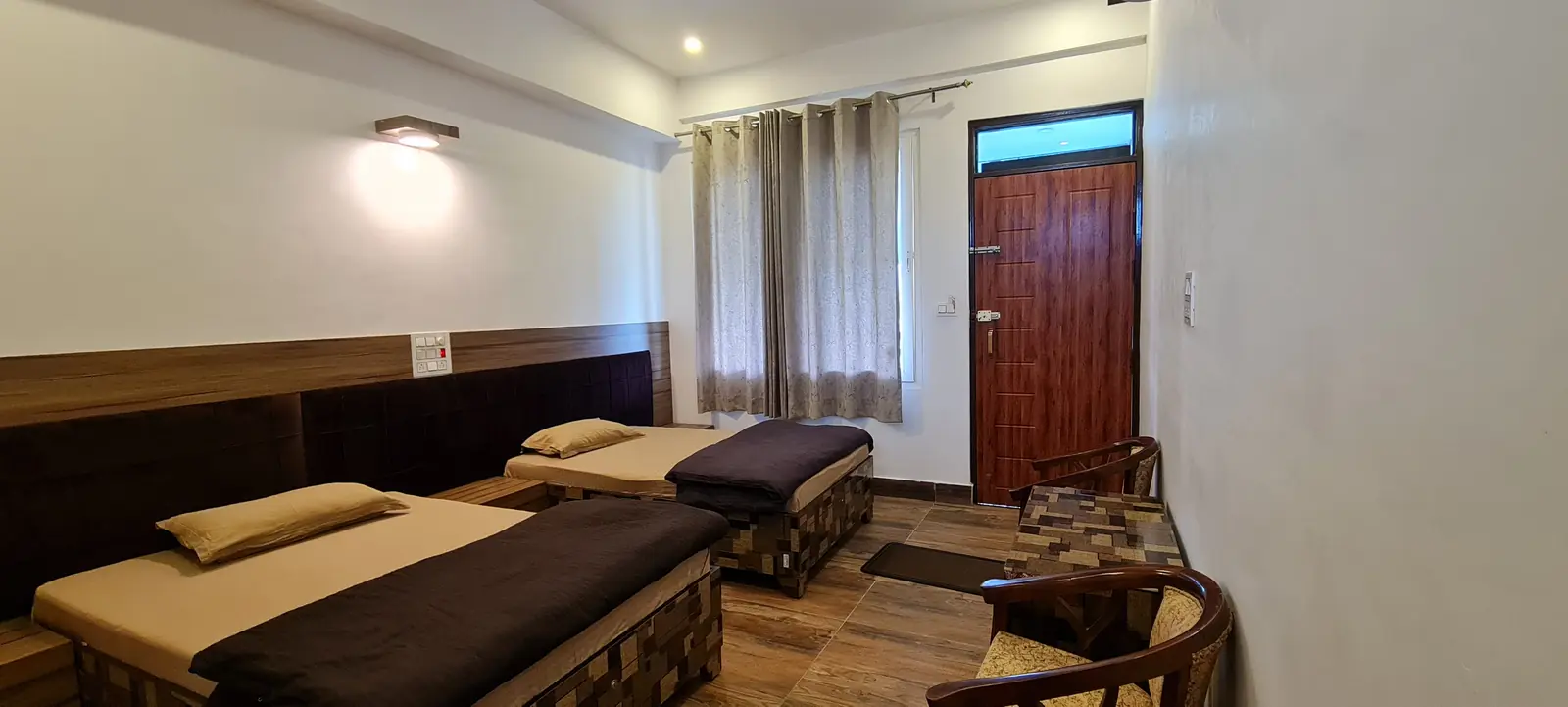Private Air Conditioned Room ( Single Occupancy )