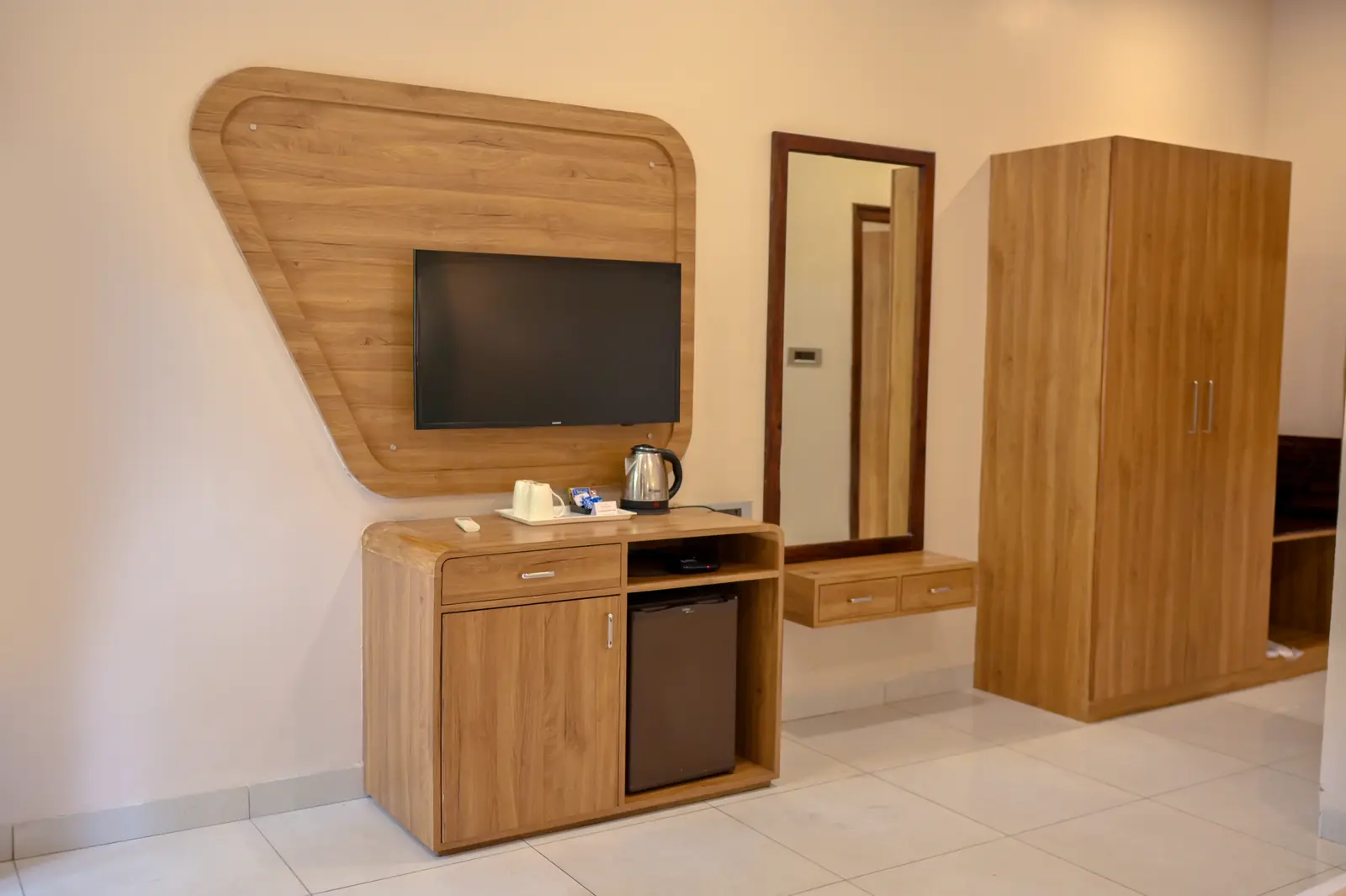 Sun Super Deluxe Cottage (Single Occupancy)