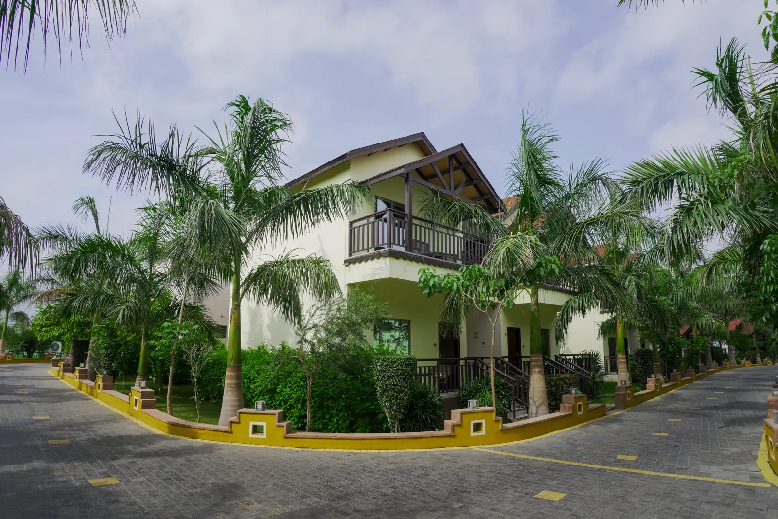 Sun Super Deluxe Cottage (Double Occupancy)